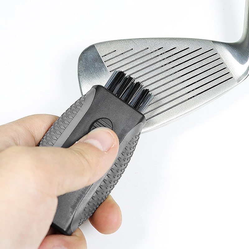 فرشاة تنظيف مضارب الجولف بتصمي - مراجعة Golf Equipment Rental وسعره